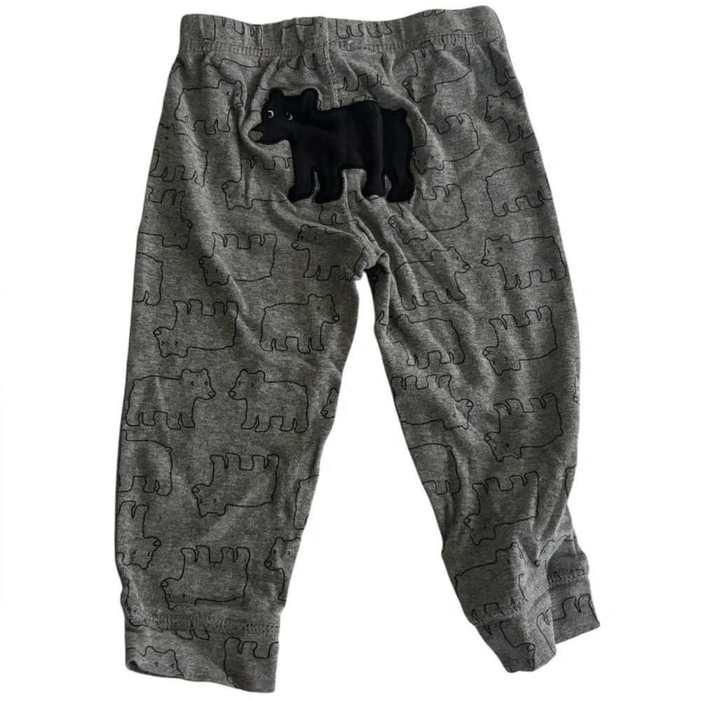 Carter’s EUC Gray and Black Outfit